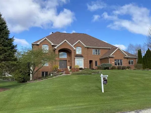 3871 Caribou Rd, Verona, WI 53593