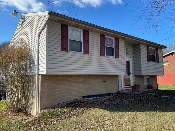 Greensburg, PA 15601,564 NEWPORT DRIVE