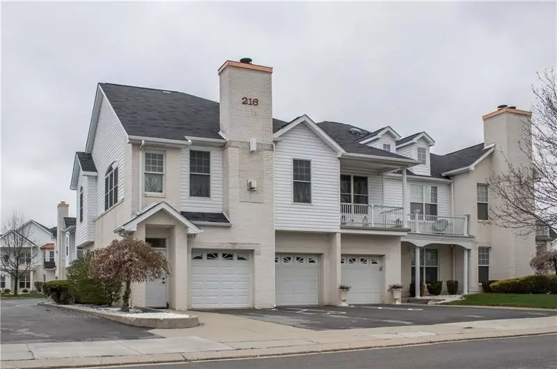 216 Adams Pointe Blvd #2, Mars, PA 16046