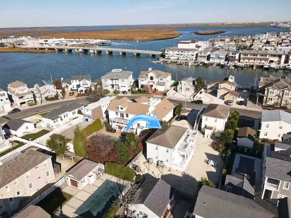 Stone Harbor, NJ 08247,413 98th Street