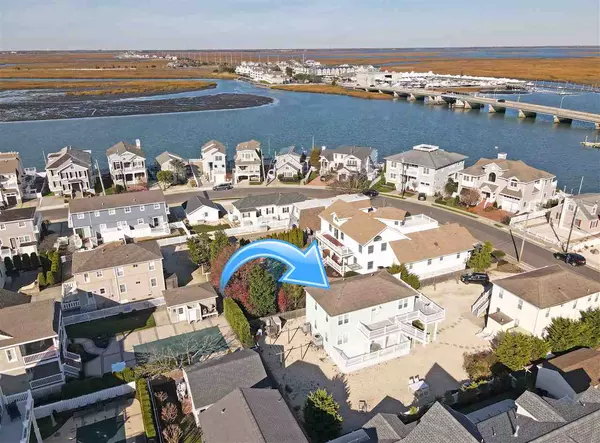 Stone Harbor, NJ 08247,413 98th Street