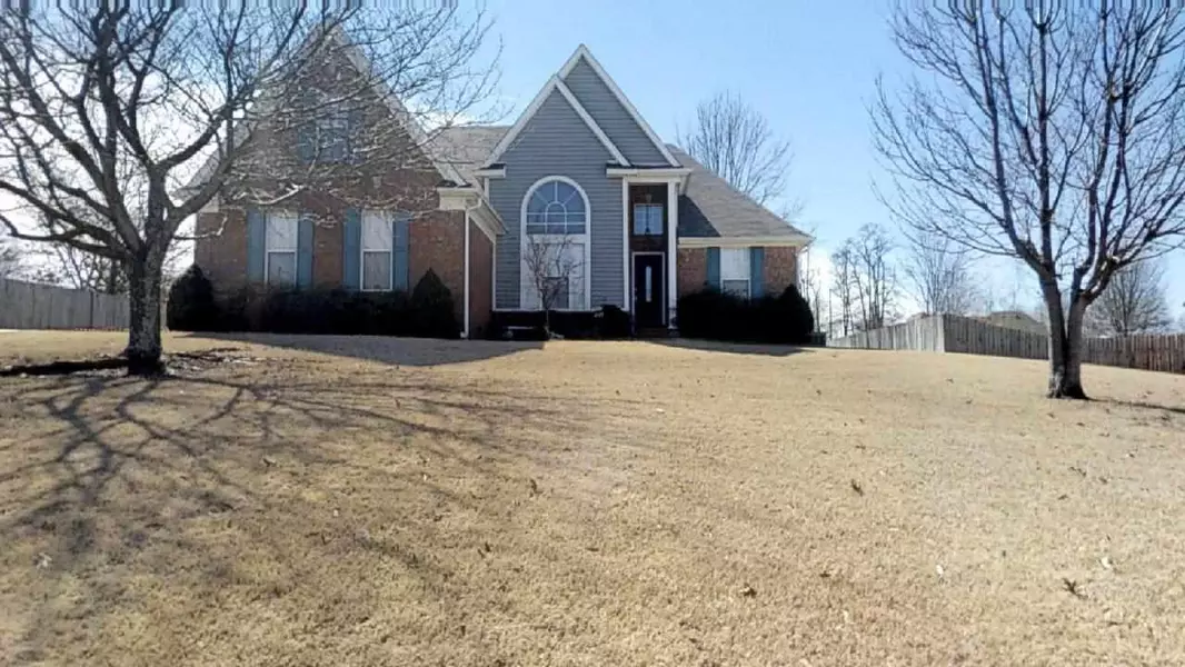 243 WILLIAMSBURG DR, Atoka, TN 38004