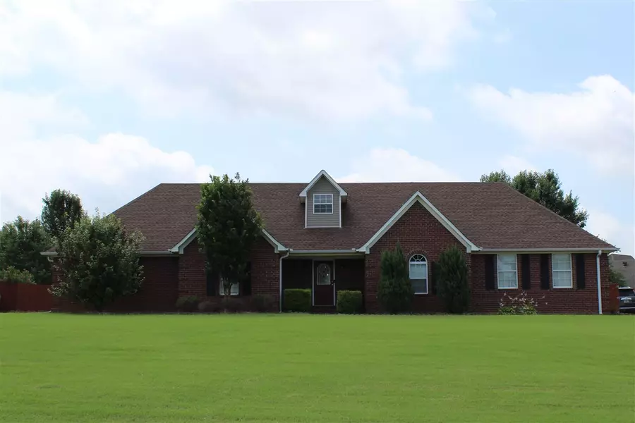 215 WALKER PKY, Atoka, TN 38004