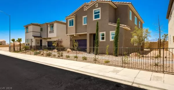 North Las Vegas, NV 89081,5429 Desert Mirage Street