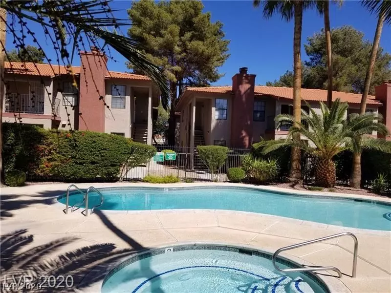 5576 Rochelle Avenue #16A, Las Vegas, NV 89103