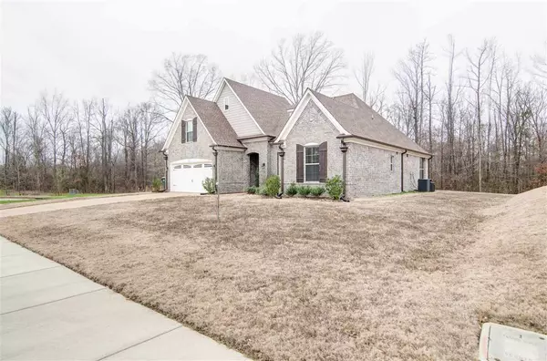 Arlington, TN 38002,4933 CANASTA CV