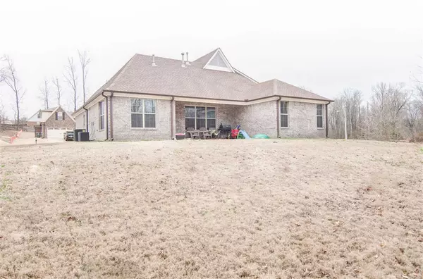 Arlington, TN 38002,4933 CANASTA CV