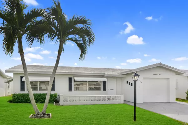 1904 SW 13th WAY, Boynton Beach, FL 33426