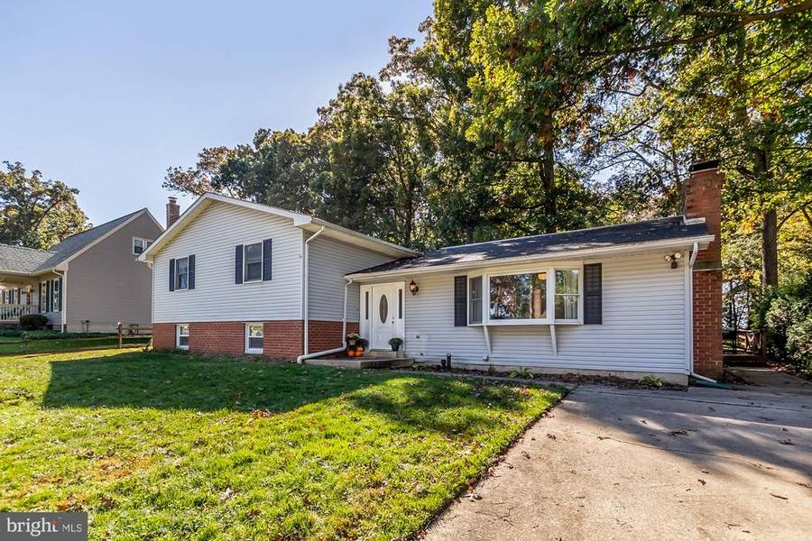 2960 WOODSHEAD TER, York, PA 17403