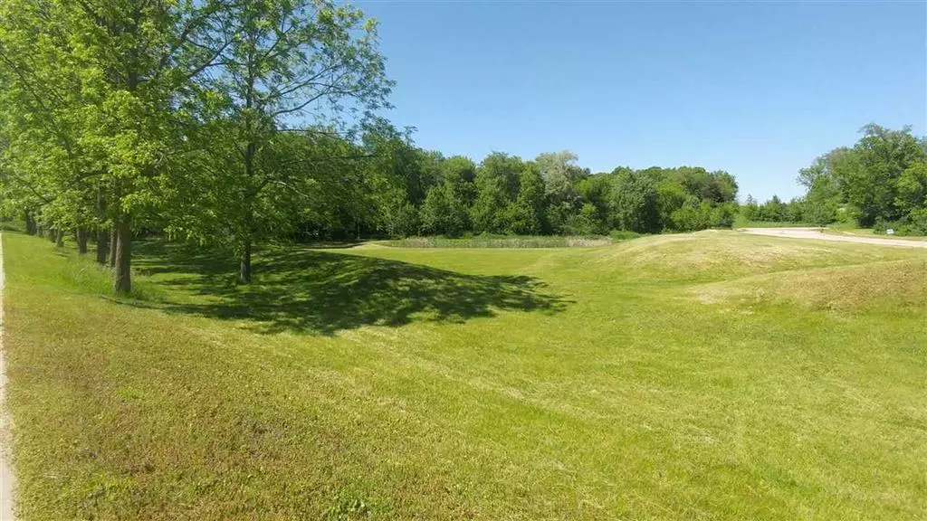 Lot 4 Brewster DR, Lake Mills, WI 53551-1761