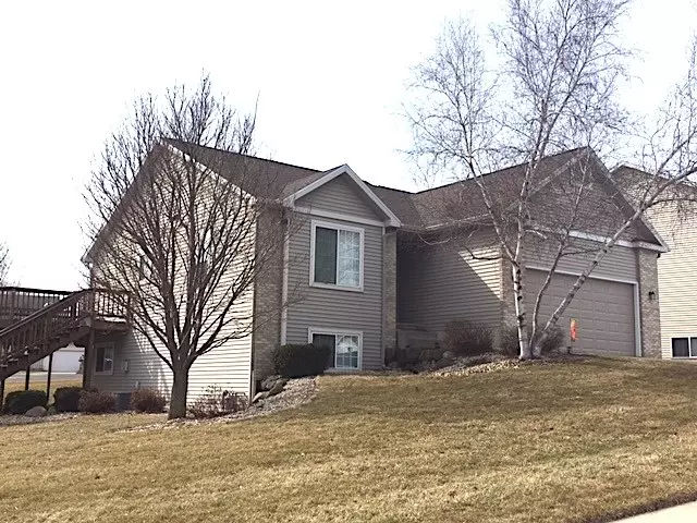 Madison, WI 53704,5257 SUMMER RIDGE DR