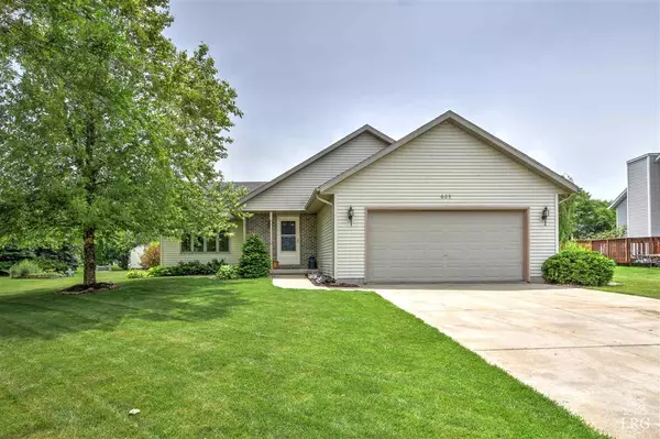 609 Grandview Dr, Sun Prairie, WI 53590