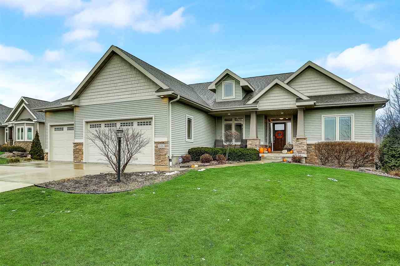 6416 Nature Cove Tr, Waunakee, WI 53597