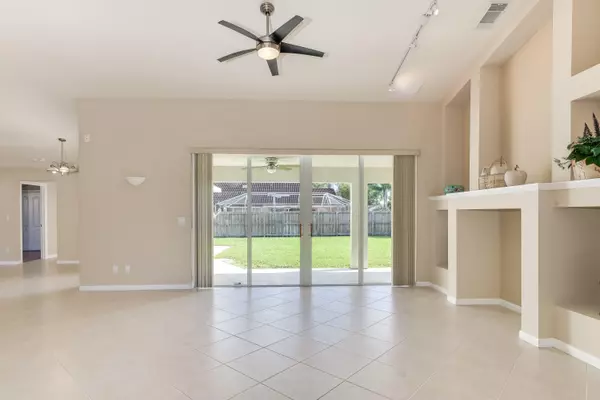 Port Saint Lucie, FL 34953,2495 SW Falcon CIR