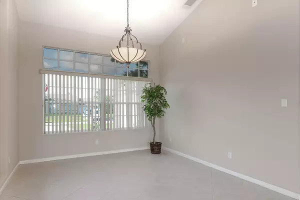 Port Saint Lucie, FL 34953,2495 SW Falcon CIR