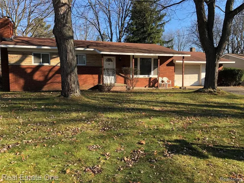 432 HAUXWELL Drive, Lake Orion, MI 48362 3634