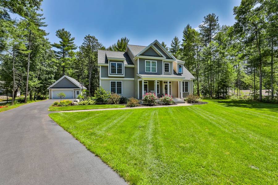 44 Wildwood DR, Brookline, NH 03033