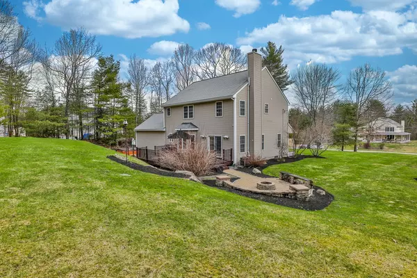Brookline, NH 03033,58 Laurelcrest DR