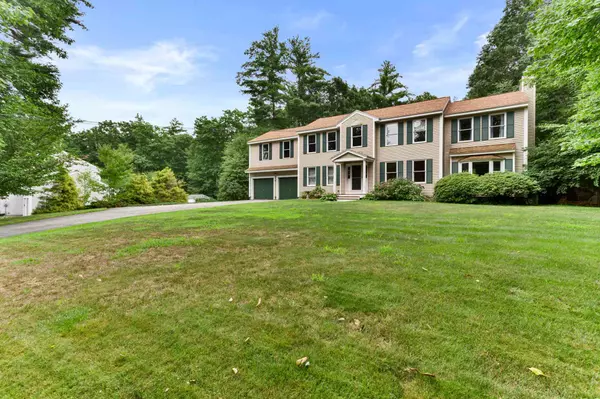 Brookline, NH 03033,14 Mosher DR