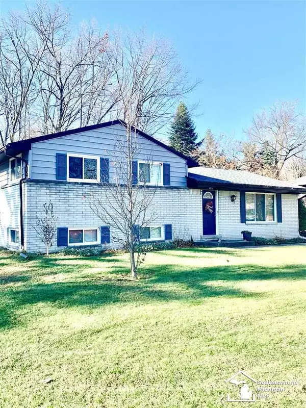 Lambertville, MI 48144,7223 CRANBROOK DRIVE