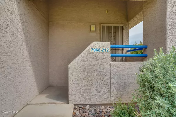 Tucson, AZ 85710,7968 E Colette Circle #212