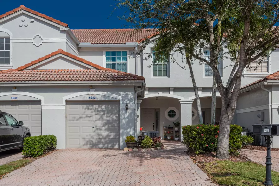 8283 Via Serena, Boca Raton, FL 33433