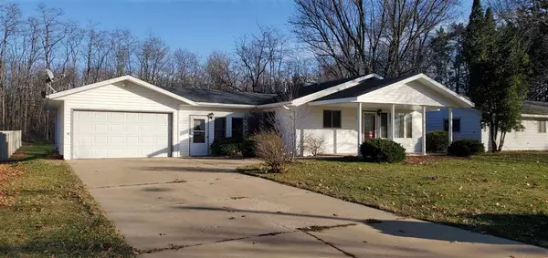 74 Fern Dr, Montello, WI 53949