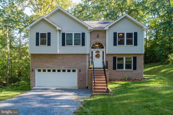 151 FALCON TRL, Winchester, VA 22602