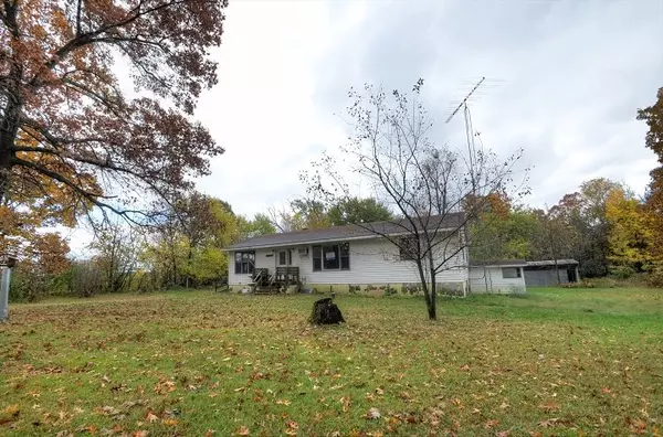 Pardeeville, WI 53954,W5505 Barden Rd