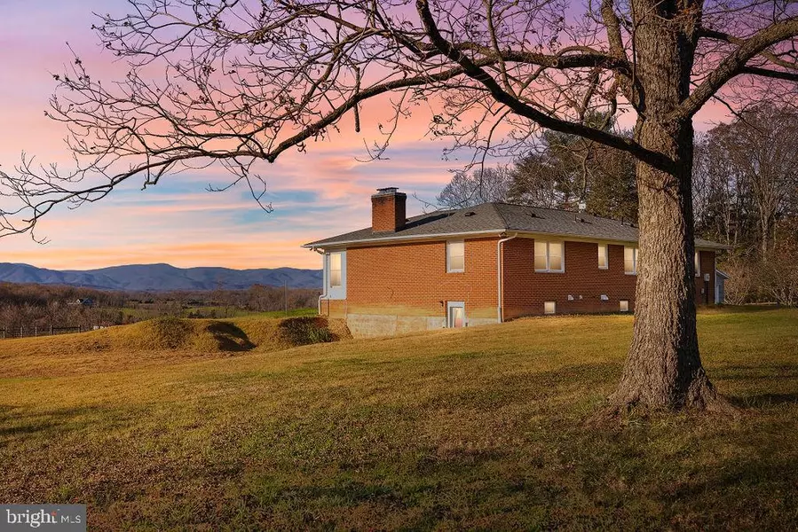 4207 ELLY RD, Aroda, VA 22709