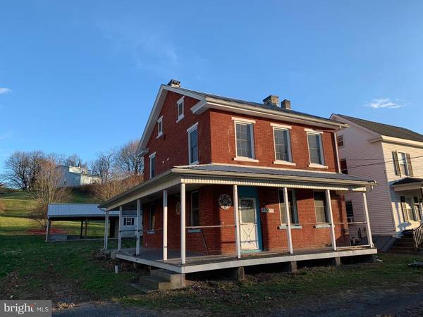 330 RIVER RD, Dalmatia, PA 17017