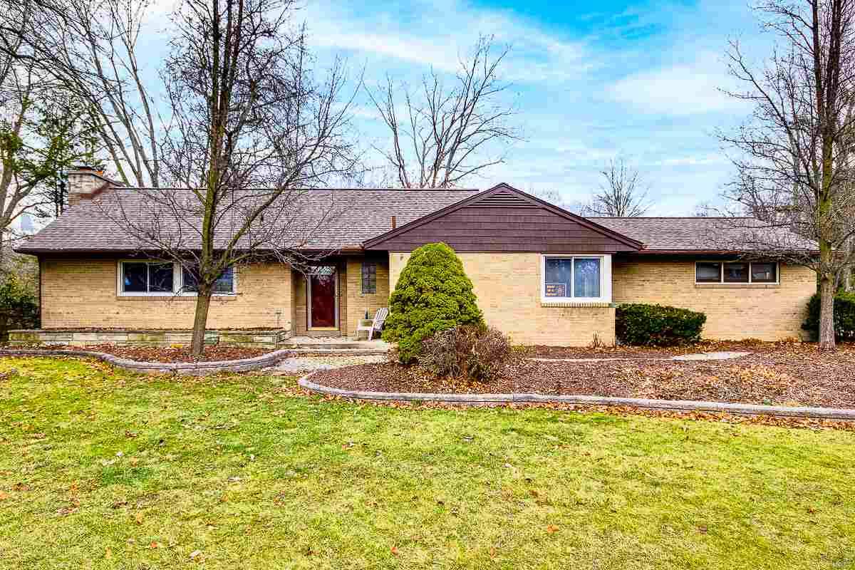 504 W Meadowbrook, Midland, MI 48640