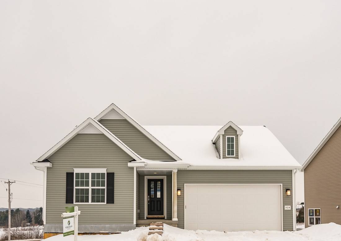 928 Sugar Maple Ln, Verona, WI 53593