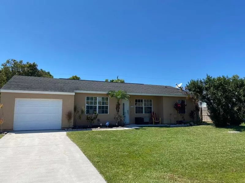 2450 SE Rock Springs DR, Port Saint Lucie, FL 34952