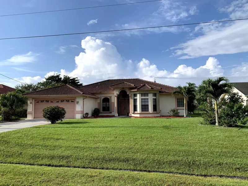 1489 SE Berkshire BLVD, Port Saint Lucie, FL 34952