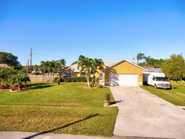 Port Saint Lucie, FL 34952,1809 SE Gaskins CIR