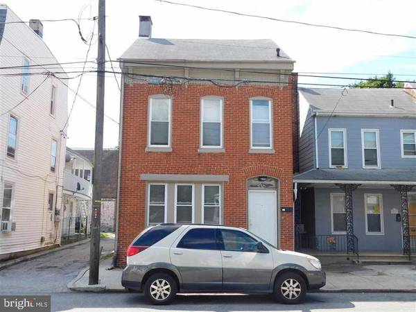 530 W PHILADELPHIA ST, York, PA 17401