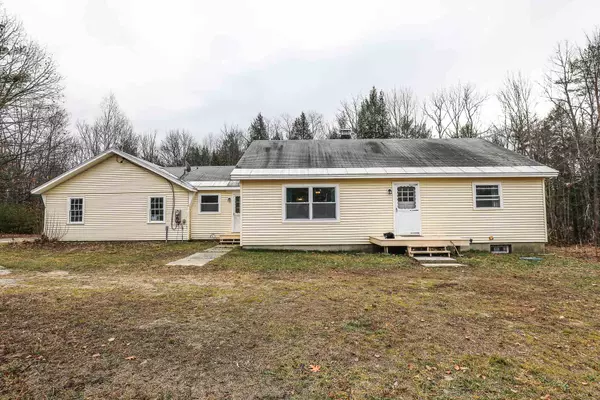 306 Deering Center RD, Deering, NH 03244