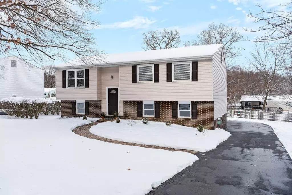 Cranberry Township, PA 16066,712 Skyview Dr