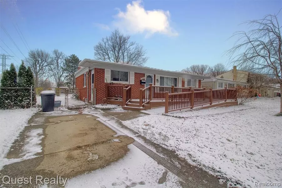 12486 N YORK Drive, Sterling Heights, MI 48313 1068