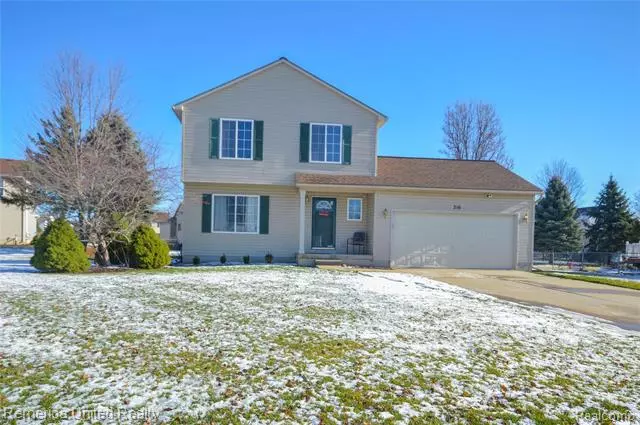 216 APPLE BLOSSOM CRT, Whitmore Lake, MI 48189