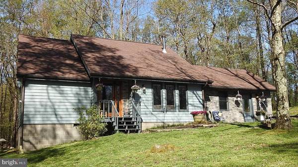 1824 E ALPINE DR, Terra Alta, WV 26764