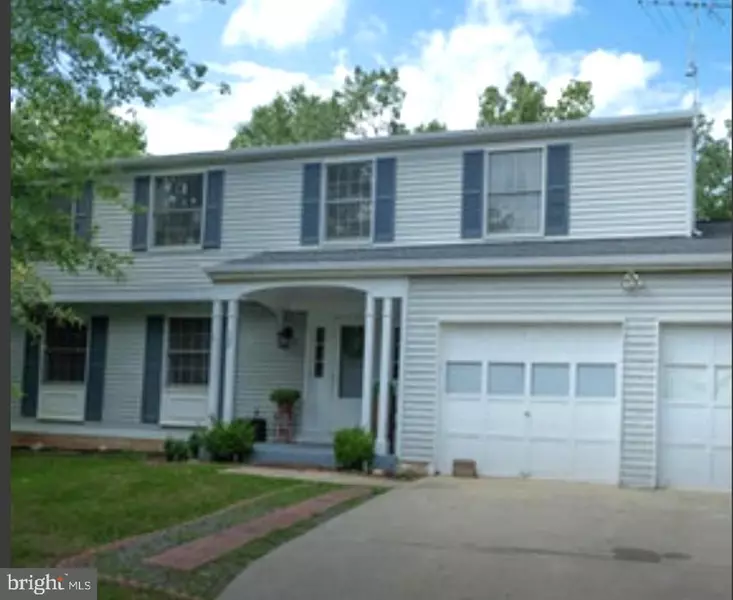 126 S DICKENSON AVE, Sterling, VA 20164