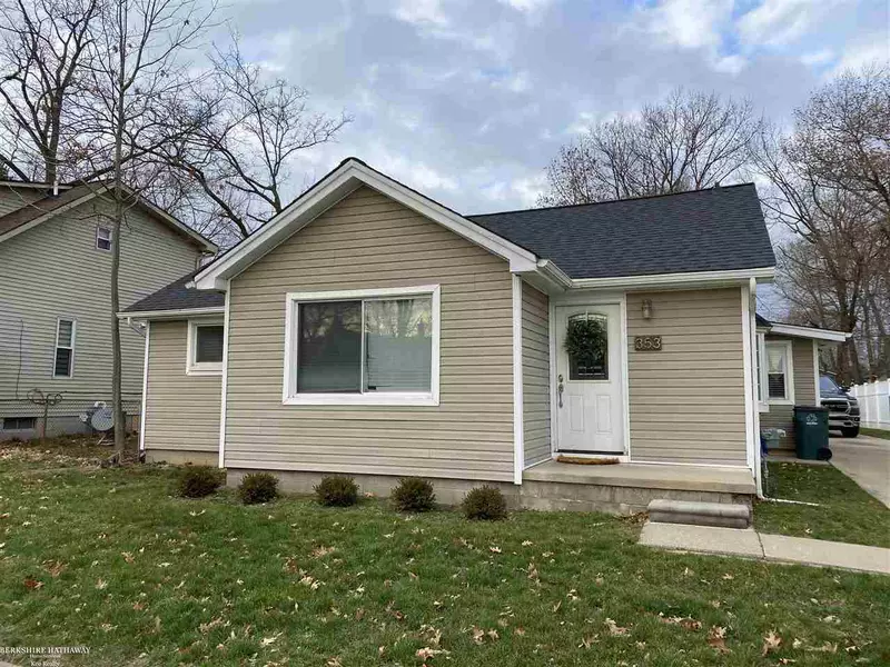 353 Hickory, Troy, MI 48083