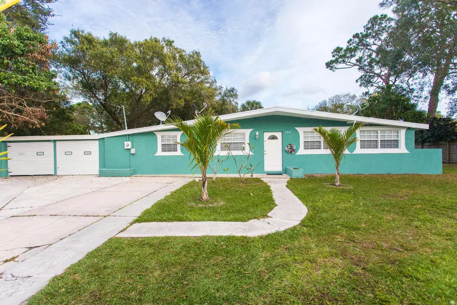 2512 S 15th ST, Fort Pierce, FL 34982