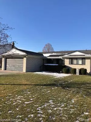 29467 LEEMOOR DR, Southfield, MI 48076