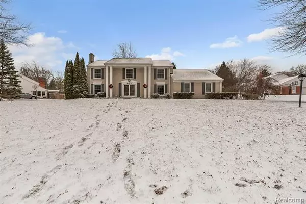 Bloomfield Twp, MI 48302,4142 Chimney Point DR