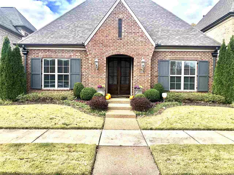 411 TARREN MILL CIR W, Collierville, TN 38017