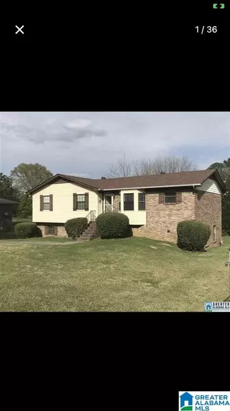 1510 OAK LN, Bessemer, AL 35023