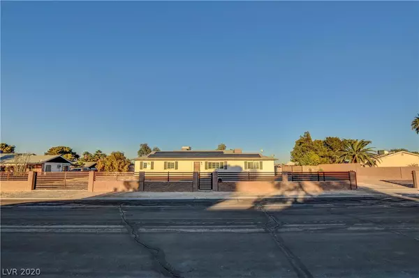 7800 Royal Oaks Road, Las Vegas, NV 89123